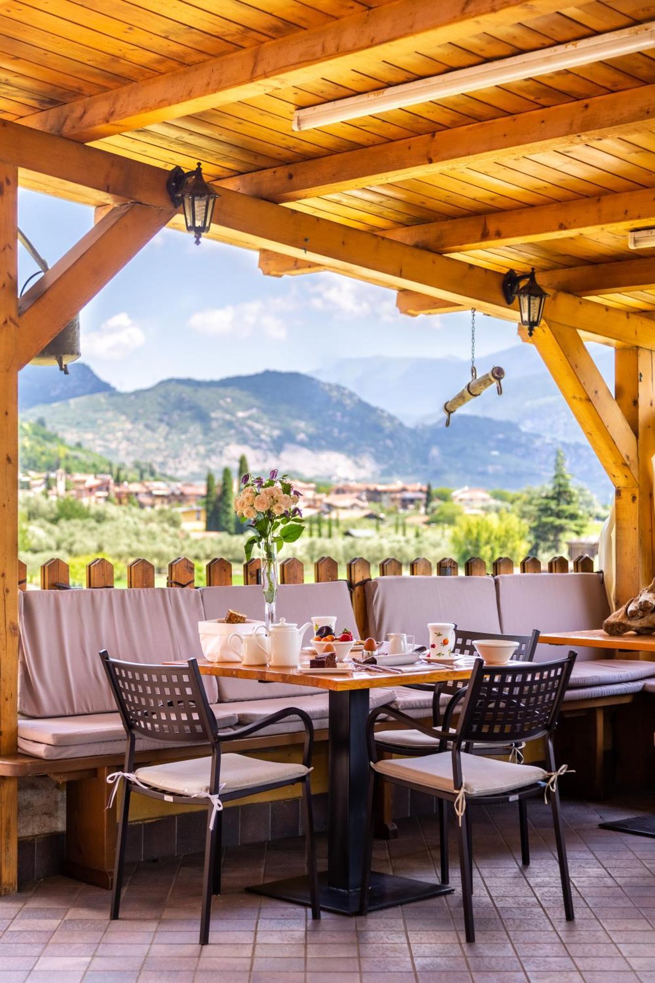 リーヴァ・デル・ガルダ Agritur Eden Maroneヴィラ エクステリア 写真