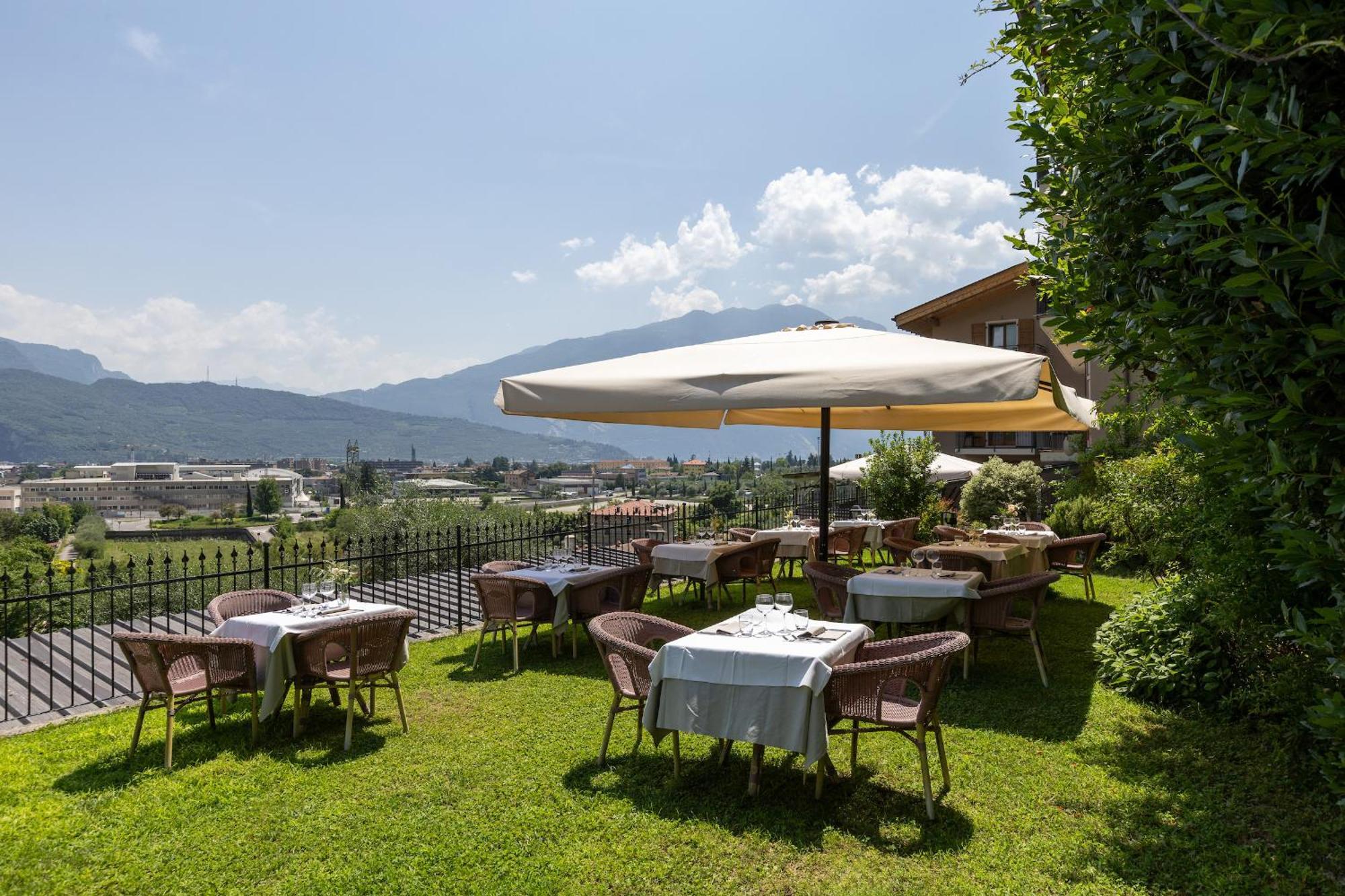 リーヴァ・デル・ガルダ Agritur Eden Maroneヴィラ エクステリア 写真